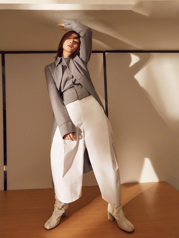 3月时尚杂志封面盘点！倪妮科技感十足，宋茜挑战二次元