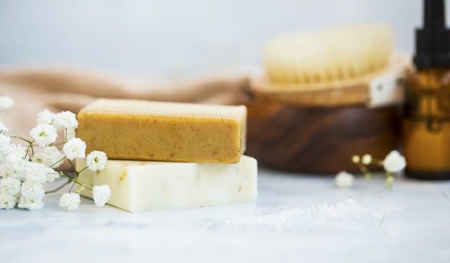 用香皂洗脸好吗 用香皂洗脸的小常识