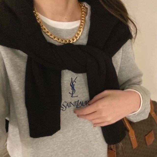 名牌卫衣、金属饰品…,这个精致的日本女生Kei,是每个女孩的穿搭范本