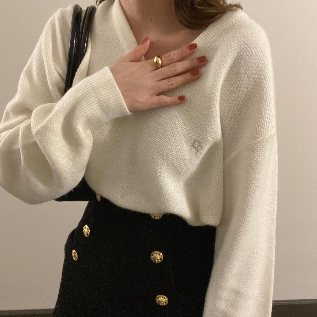 名牌卫衣、金属饰品…,这个精致的日本女生Kei,是每个女孩的穿搭范本