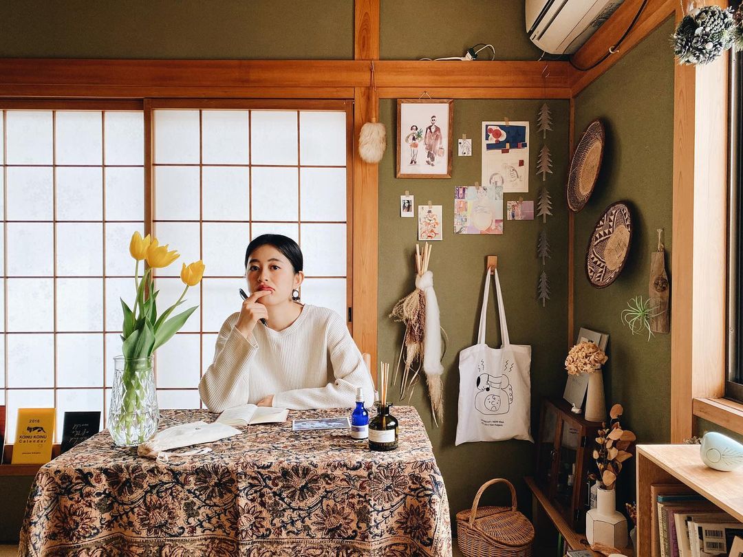 日本女孩和狗儿的乡间生活，实践我们理想中的惬意日常时光