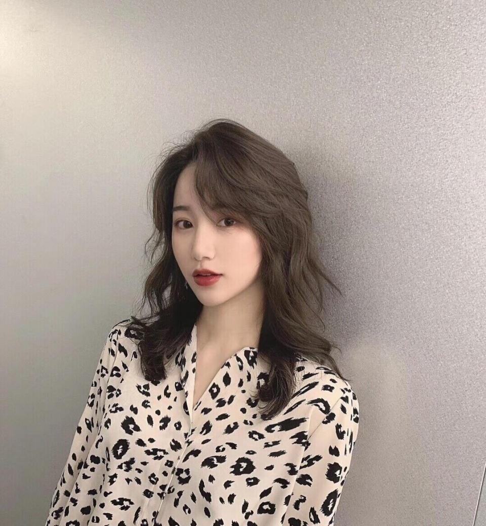 自来卷的头发适合什么发型 为你推荐这些自来卷发型