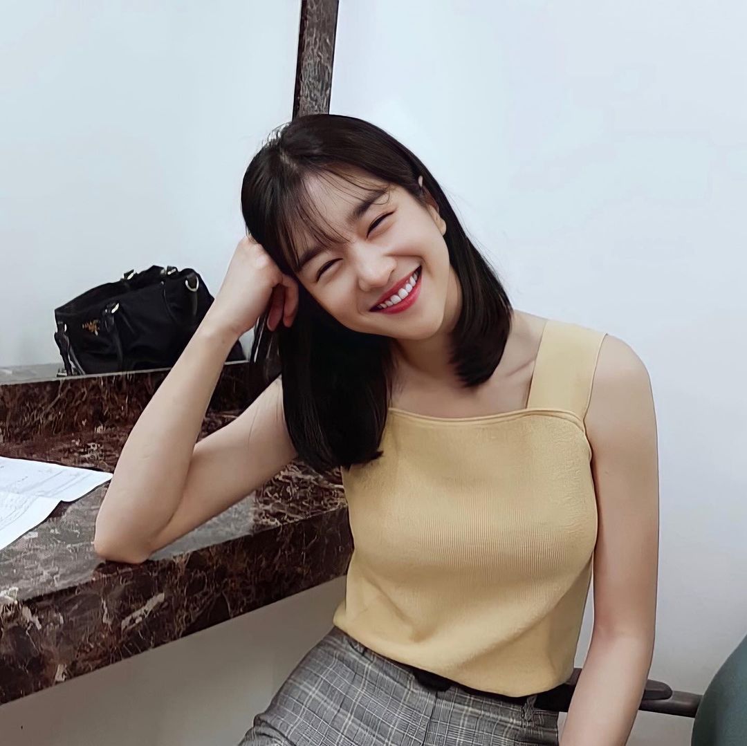 跟像徐睿知这样的控制狂恋人谈恋爱,只要遇到一次就会被吓死