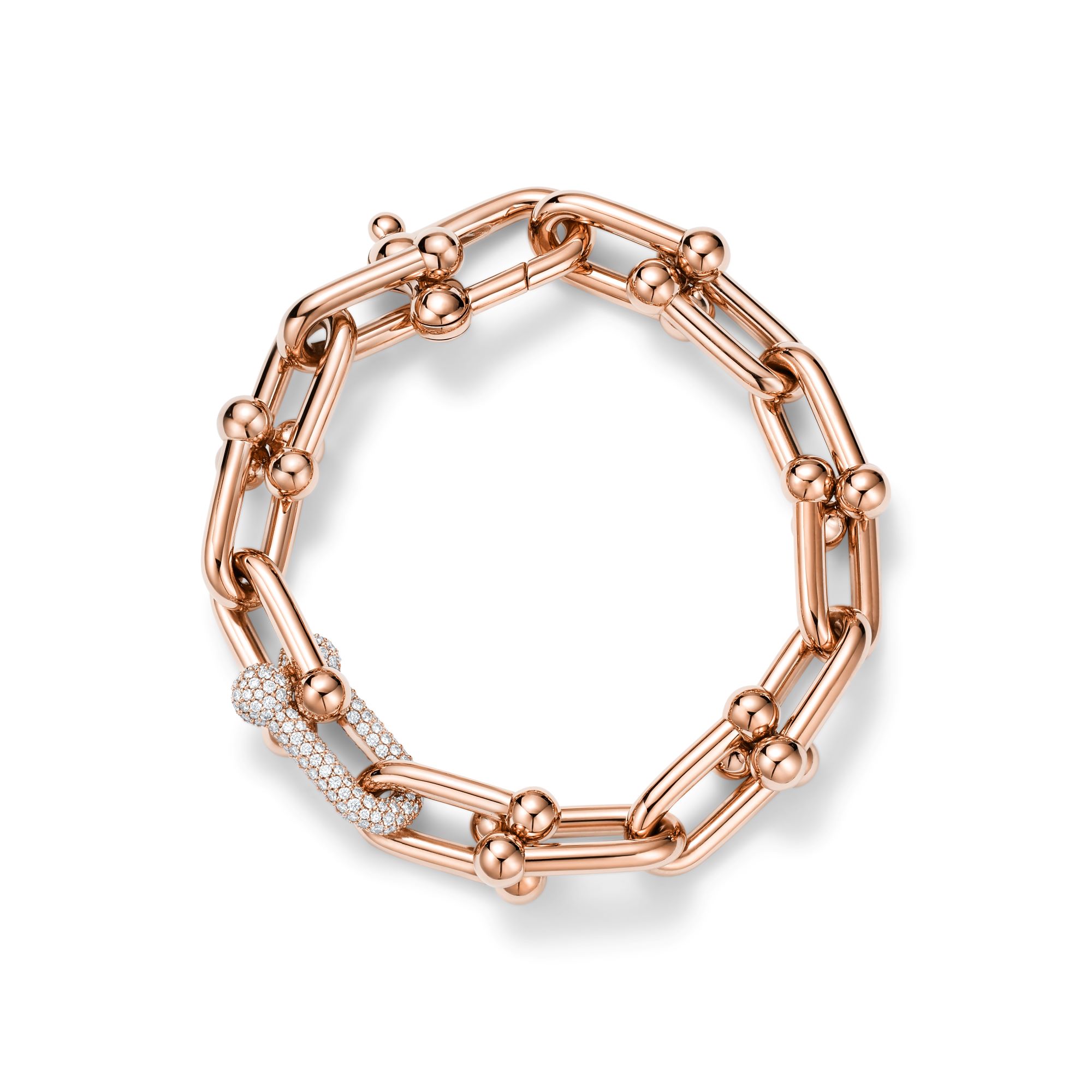 时尚版图再下一城!BLACKPINK Rosé出任Tiffany & Co. 全球品牌大使