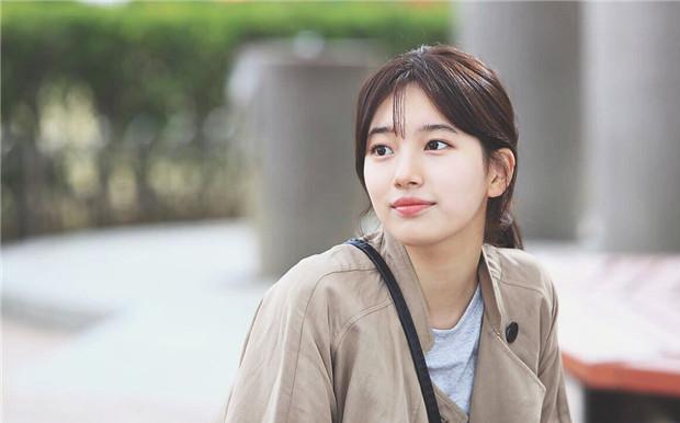 “网红脸”已经过时,2021年最火的是“初恋脸”,清纯高级又耐看