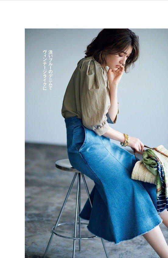 三四十岁这三种减龄裙装搭配,简单时尚又显高级品味