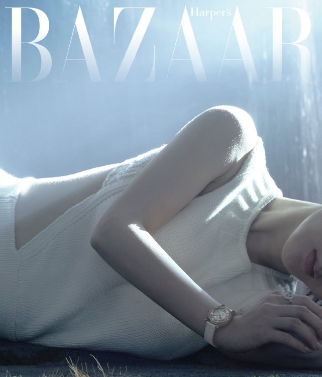 杨紫登《时尚芭莎》杂志封面,挑战妩媚成熟风秒变性感女神