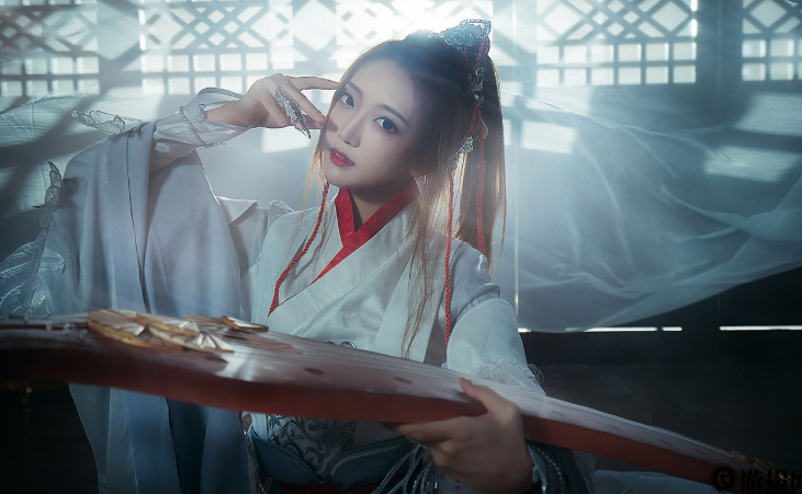 富婆千金二选一?抖音第一网红临界十缨出C,网友:我要美少女!