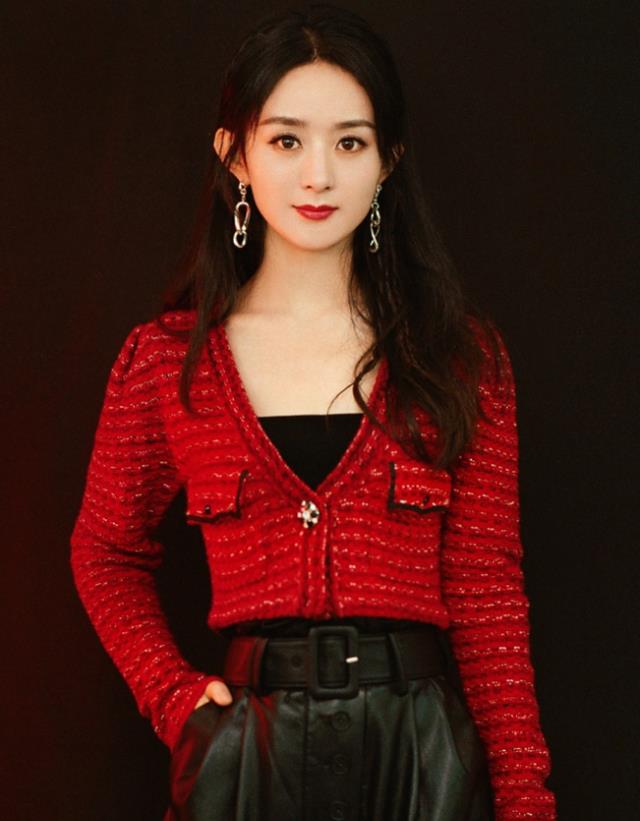 赵丽颖少女大片来袭，粉衣配草帽美成天仙