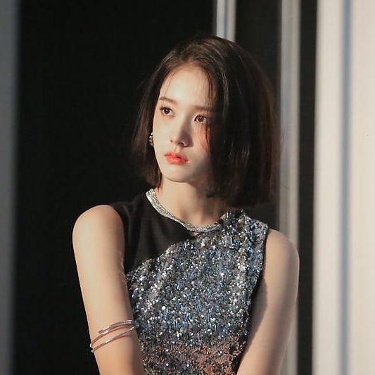 新女团成员被发现激像林允儿，韩国网友大赞：更年轻漂亮！