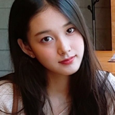 新女团成员被发现激像林允儿，韩国网友大赞：更年轻漂亮！