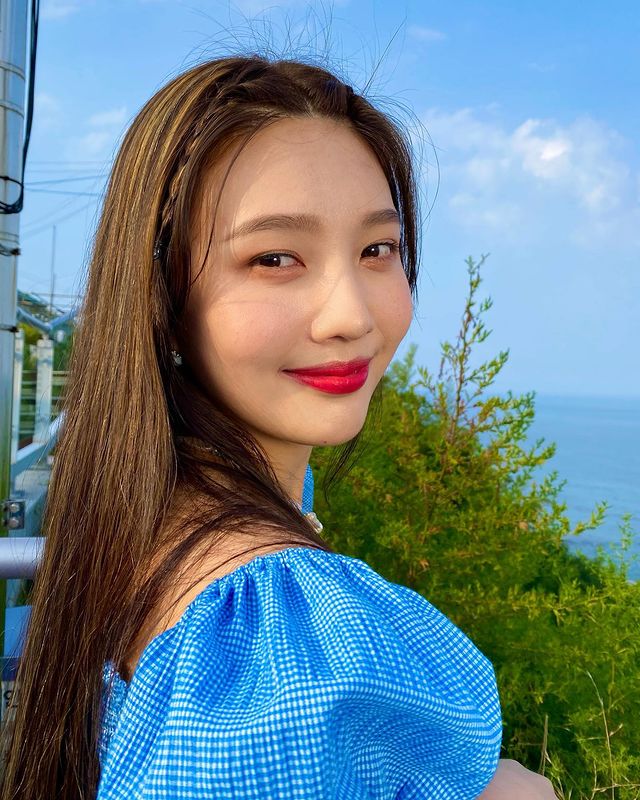 曾因Irene想放弃当艺人、被批不适合女团,Red Velvet最百变的Joy终于Solo出道