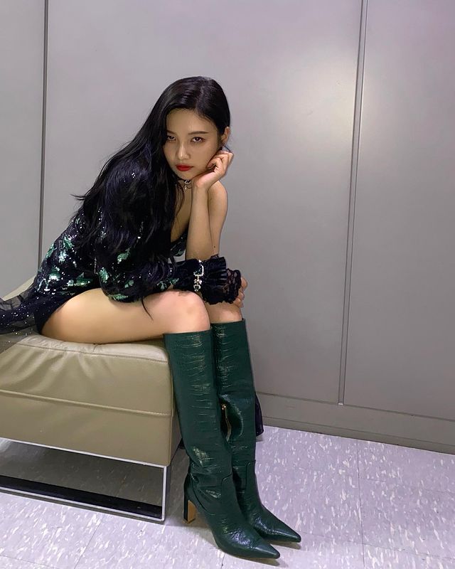 曾因Irene想放弃当艺人、被批不适合女团,Red Velvet最百变的Joy终于Solo出道