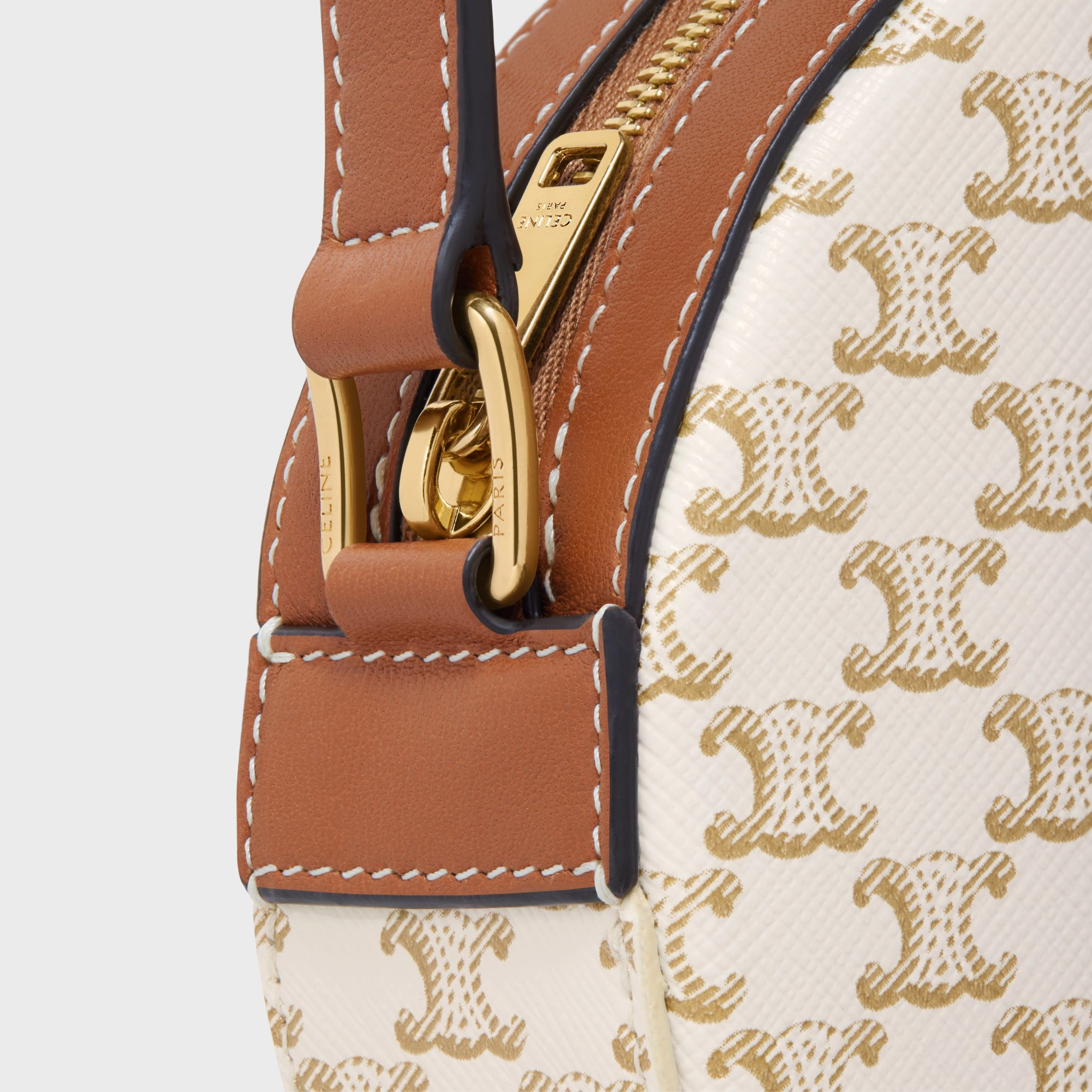 陪伴你左右的轻巧小伙伴：编辑精选5款CELINE随身迷你包包