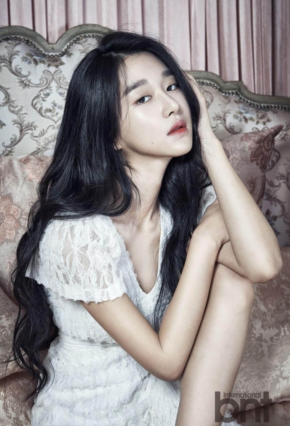 韩星徐睿知优雅红裙惊艳个人图片写真集