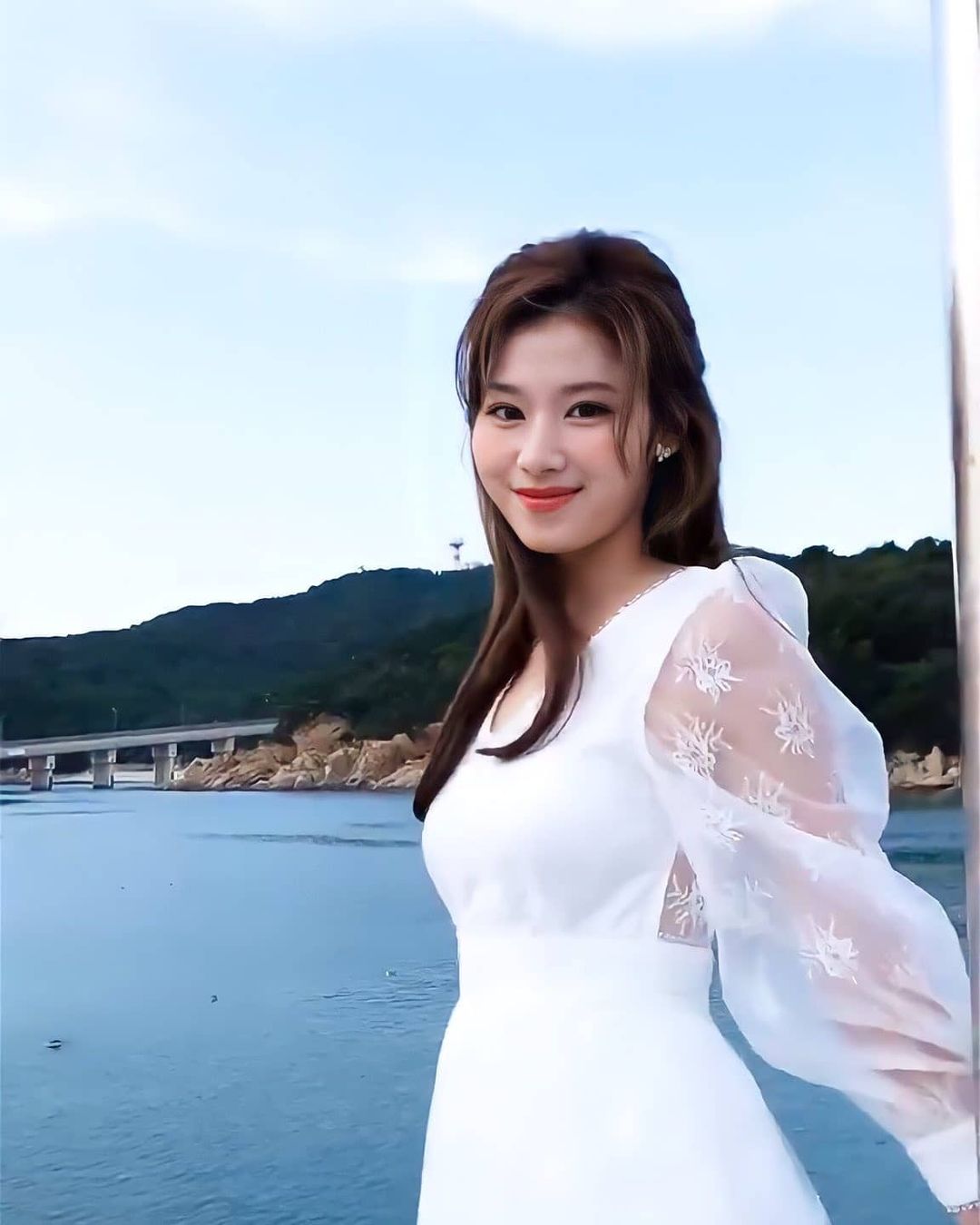 海外粉丝投票选“最漂亮 K-Pop 偶像”前五名,Irene和Jisoo都输给了她