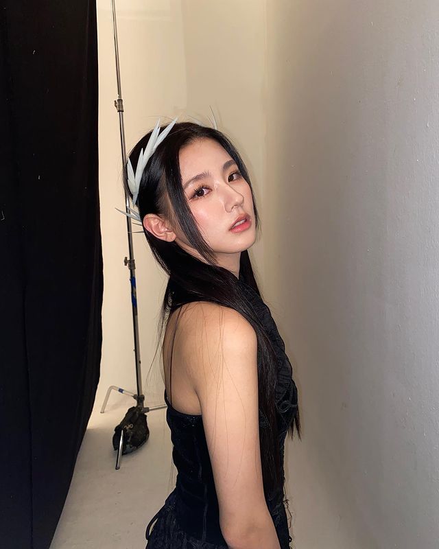 海外粉丝投票选“最漂亮 K-Pop 偶像”前五名,Irene和Jisoo都输给了她