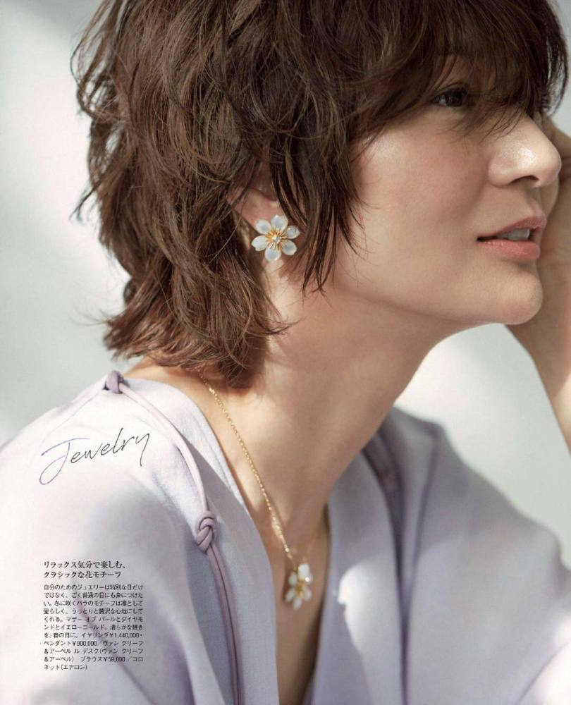 还在为了年华逝去而日夜忧叹吗?赶紧学学日本大龄模特穿搭秘密吧