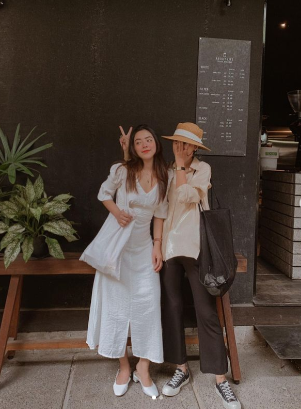 越南微胖网红火了!有张柏芝的颜还有迷人的曲线,拍照从不P掉赘肉