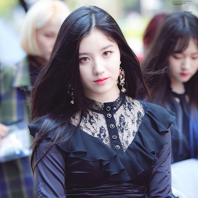 历代级神颜出现继承者？第4个Irene相似颜女团成员，连粉丝都喜欢