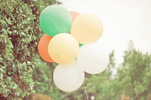 为拿驾照和教练雨天在车内练习 他把我怼的体无完肤