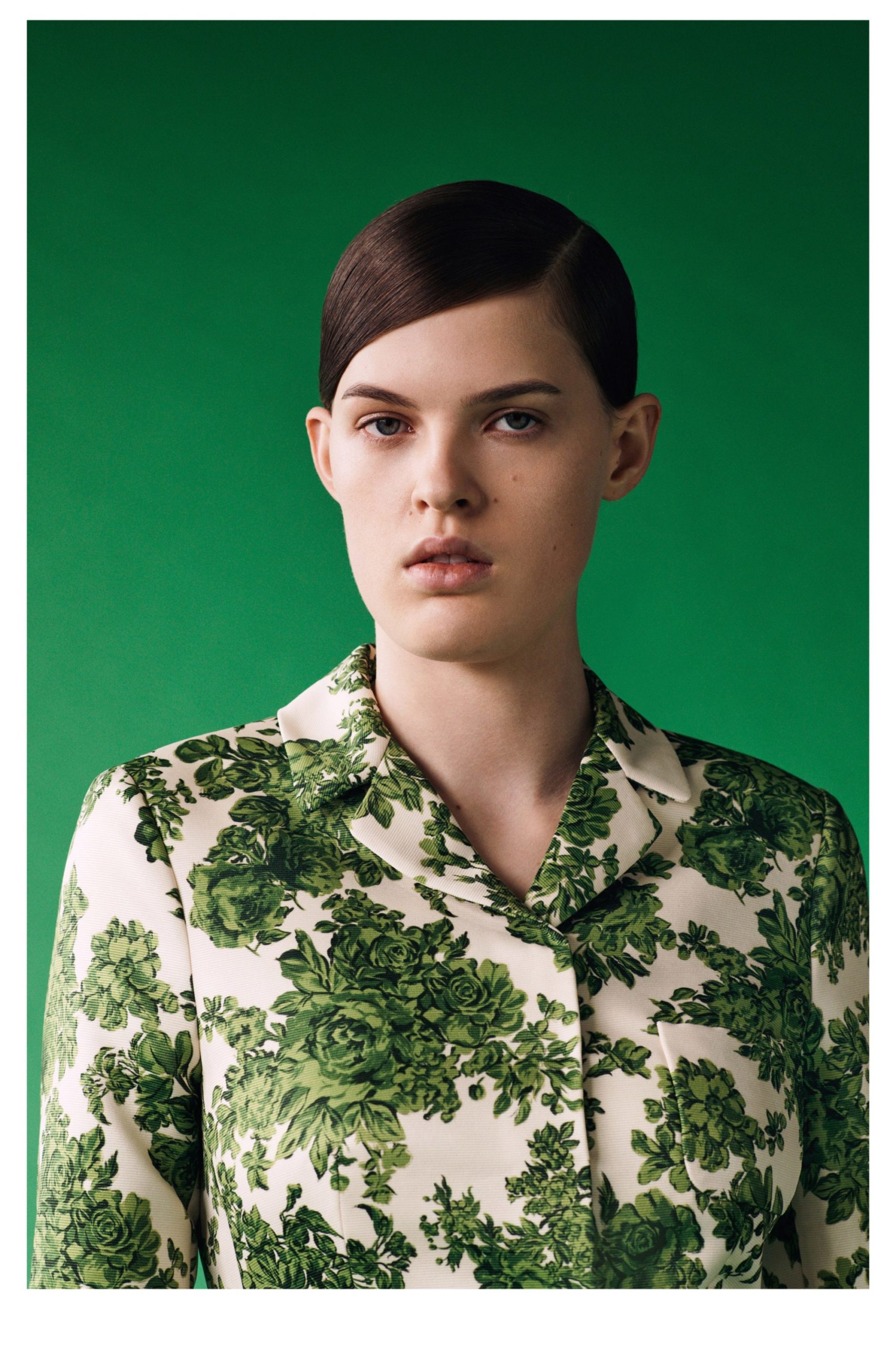 2022早春服装报导:满载50年代末气息,Emilia Wickstead充满乐趣的复古服装