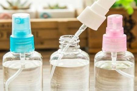 爽肤水和柔肤水有什么区别哪个好 爽肤水和柔肤水是一样的吗