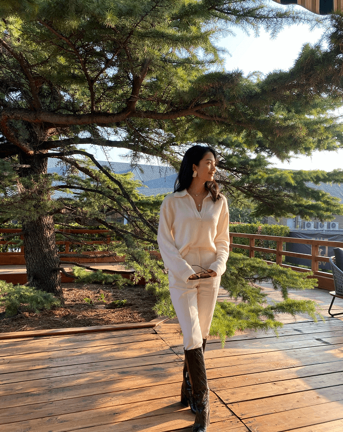 杨采钰的法式风太撩人了,南法衬衫优雅有风情,难掩阔太气质!