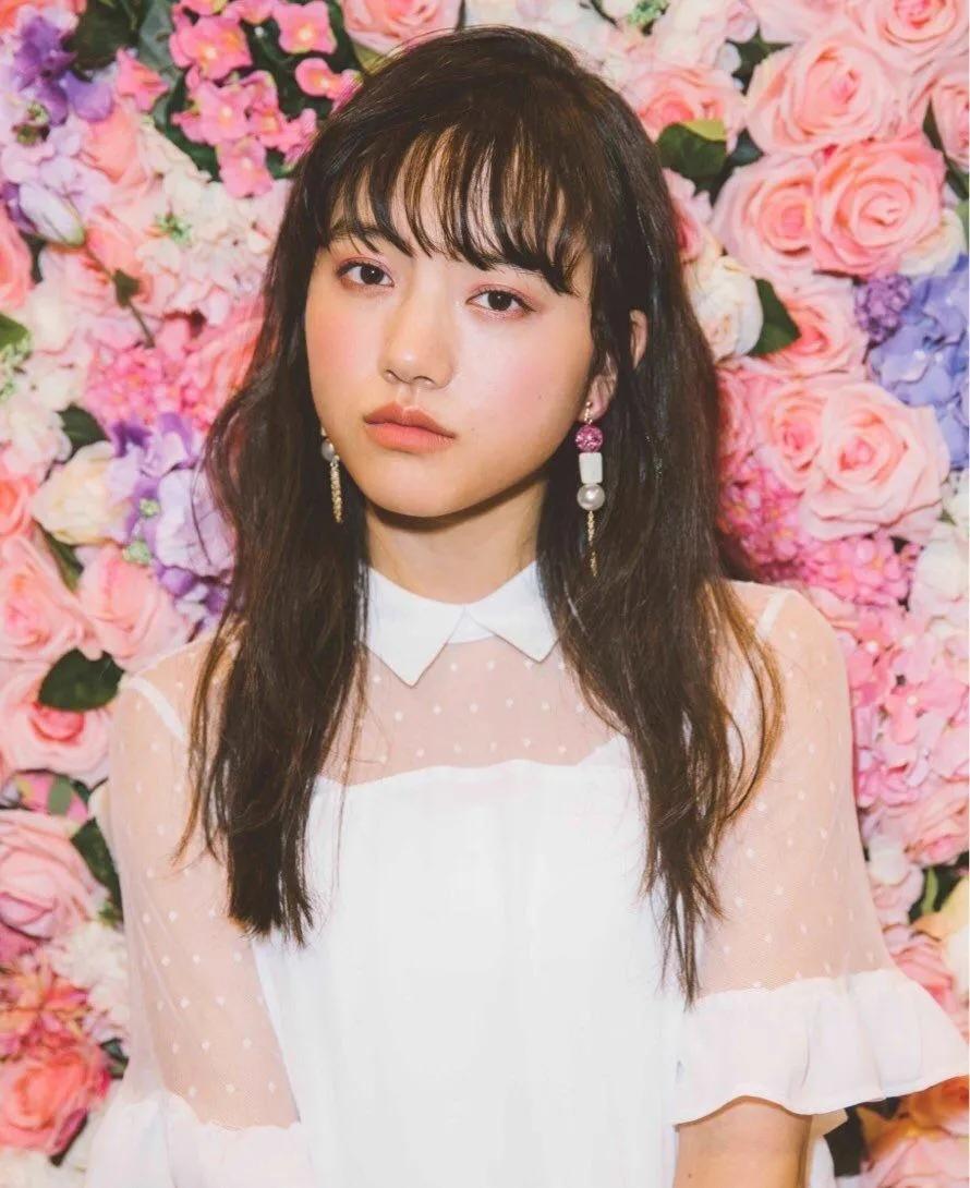 日本女星清原果耶写真美呆了 雪肤娇嫩太靓丽惊艳 尚街拍