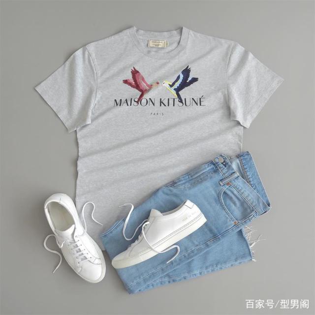 男人怎么穿?灰色短袖简约、气质还舒服!