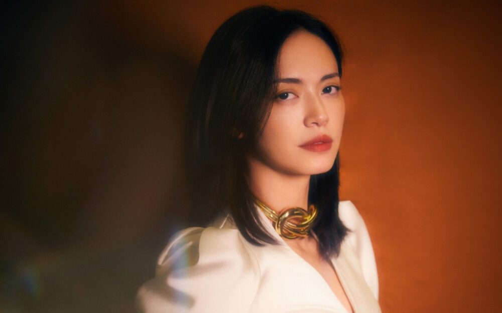 气质女神姚晨复古风时尚写真