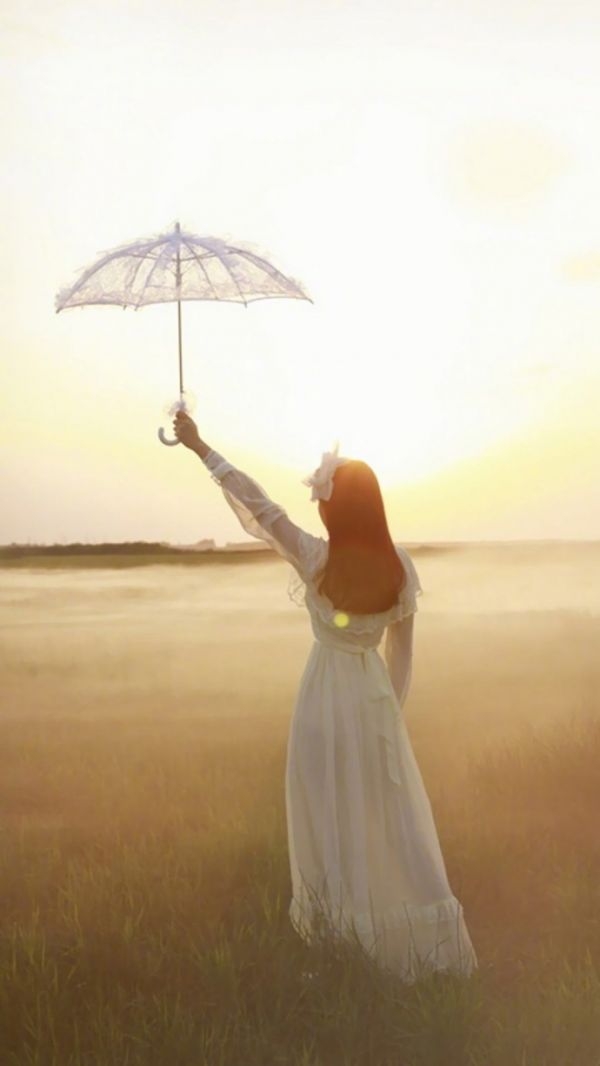 男同桌上课突然袭击我 还让我放学去他家里