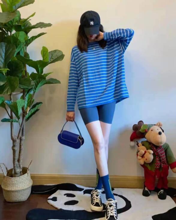 秋天已来,女生穿什么样的衣服好看?