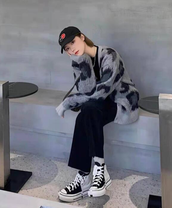 秋天已来,女生穿什么样的衣服好看?