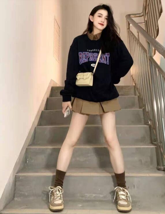 早秋女生穿什么样的衣服好看?