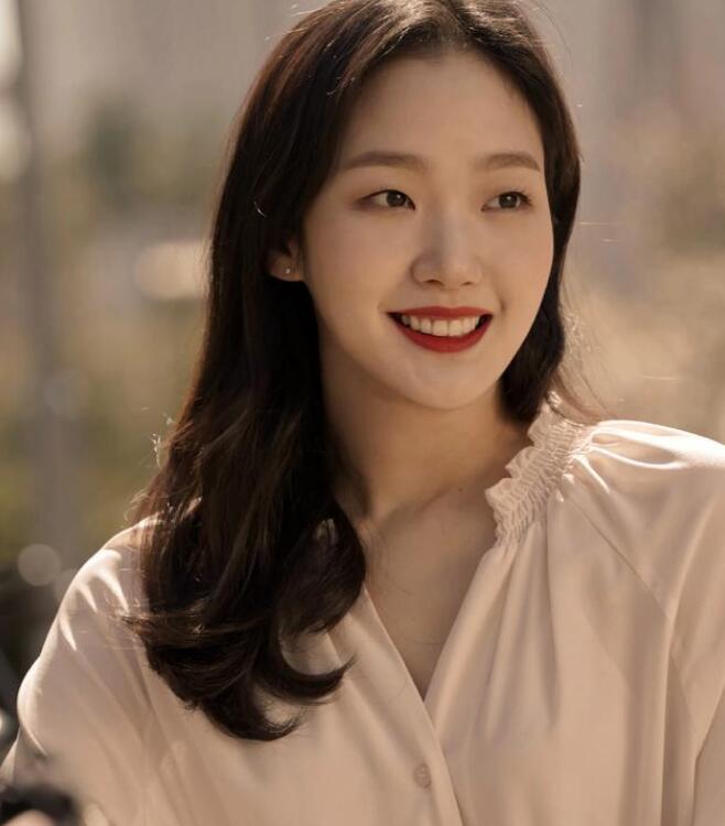怎么穿出高级感?韩国女生的高级感是如何穿出来的?