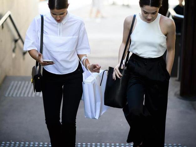 秋冬季节有哪些裤子穿起来比较时尚？