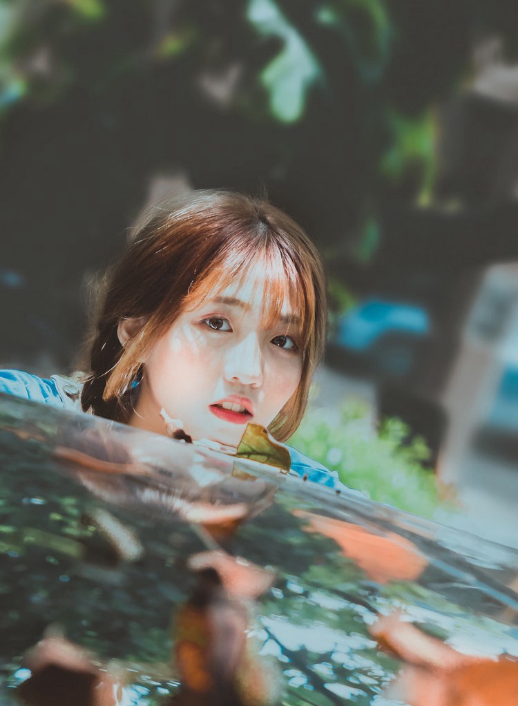 在KTV被六个男人玩弄了一晚上 被两个男人同时前后做