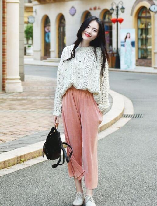 大毛衣+阔腿裤怎么穿衣打扮好看？