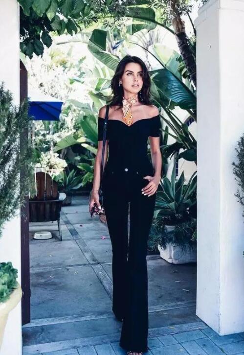 个子不高的女生怎么用基础色穿出大长腿的感觉？