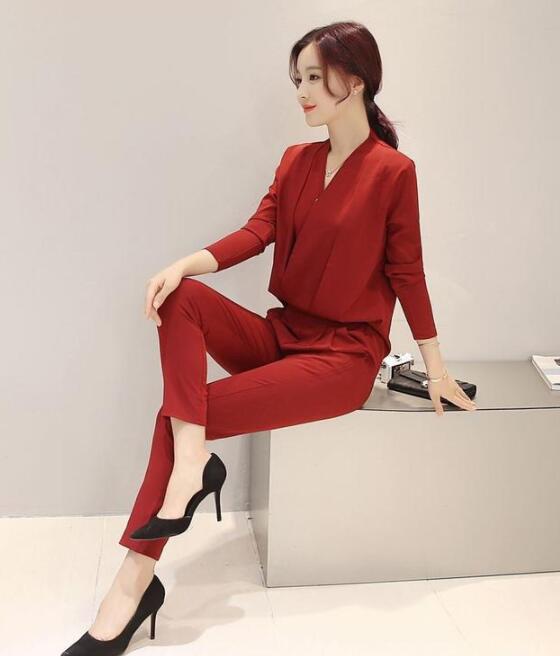 有点胖的女生要怎么穿衣打扮好看?有小肚子的女生要怎样选择衣服?