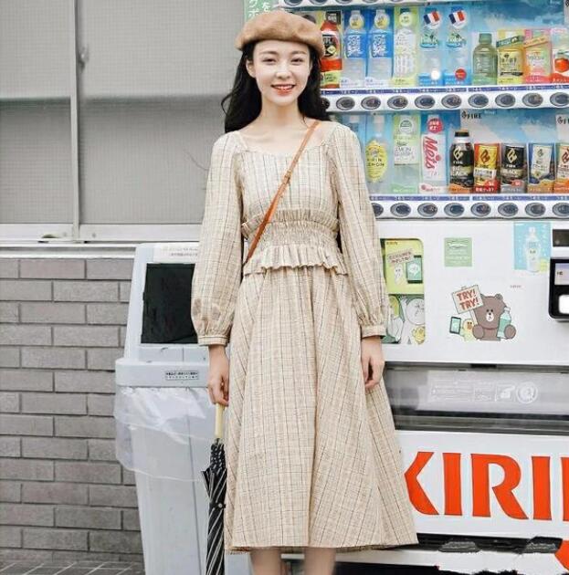 初秋了,有没有适合这个季节的时尚穿搭?