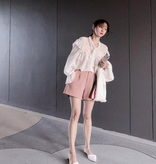 胸小的女生要怎样穿衣打扮？