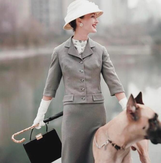 哪些小裙子穿起来复古高级又优雅?