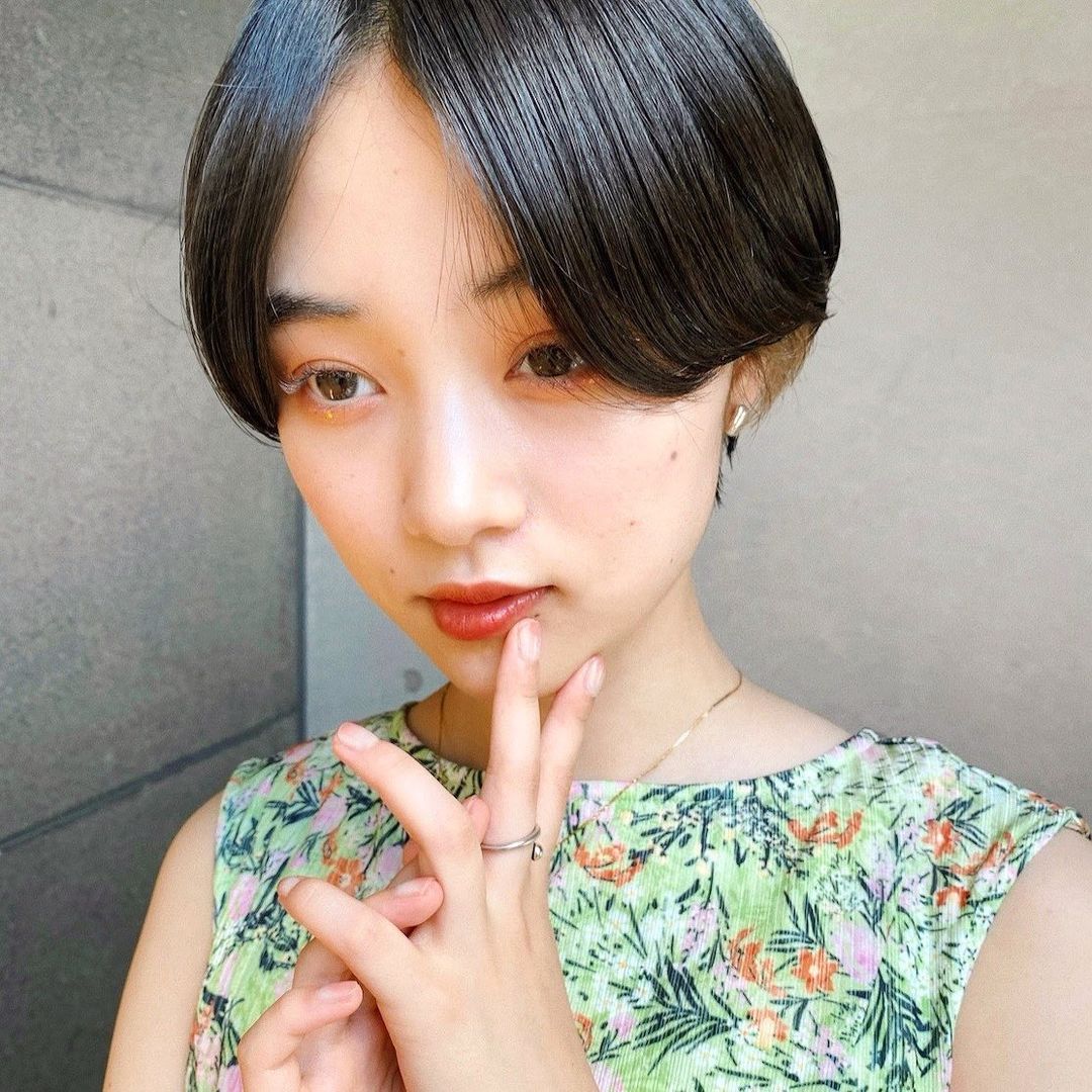 能帅气也能可爱的发型，跟着日本女生剪“高层次”短发