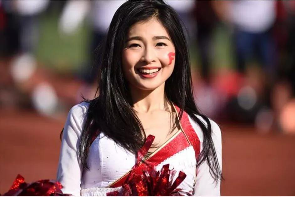 神似千年一遇的女神!日本14岁初中生获得美少女大赛冠军!