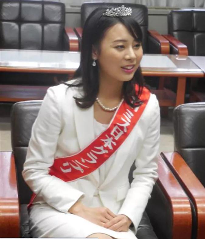 神似千年一遇的女神!日本14岁初中生获得美少女大赛冠军!