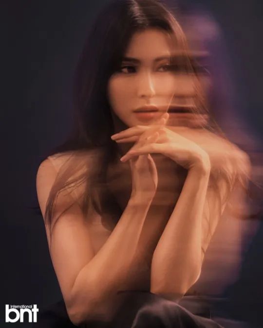 韩国女星朴奎利时尚杂志超美写真!精致优雅