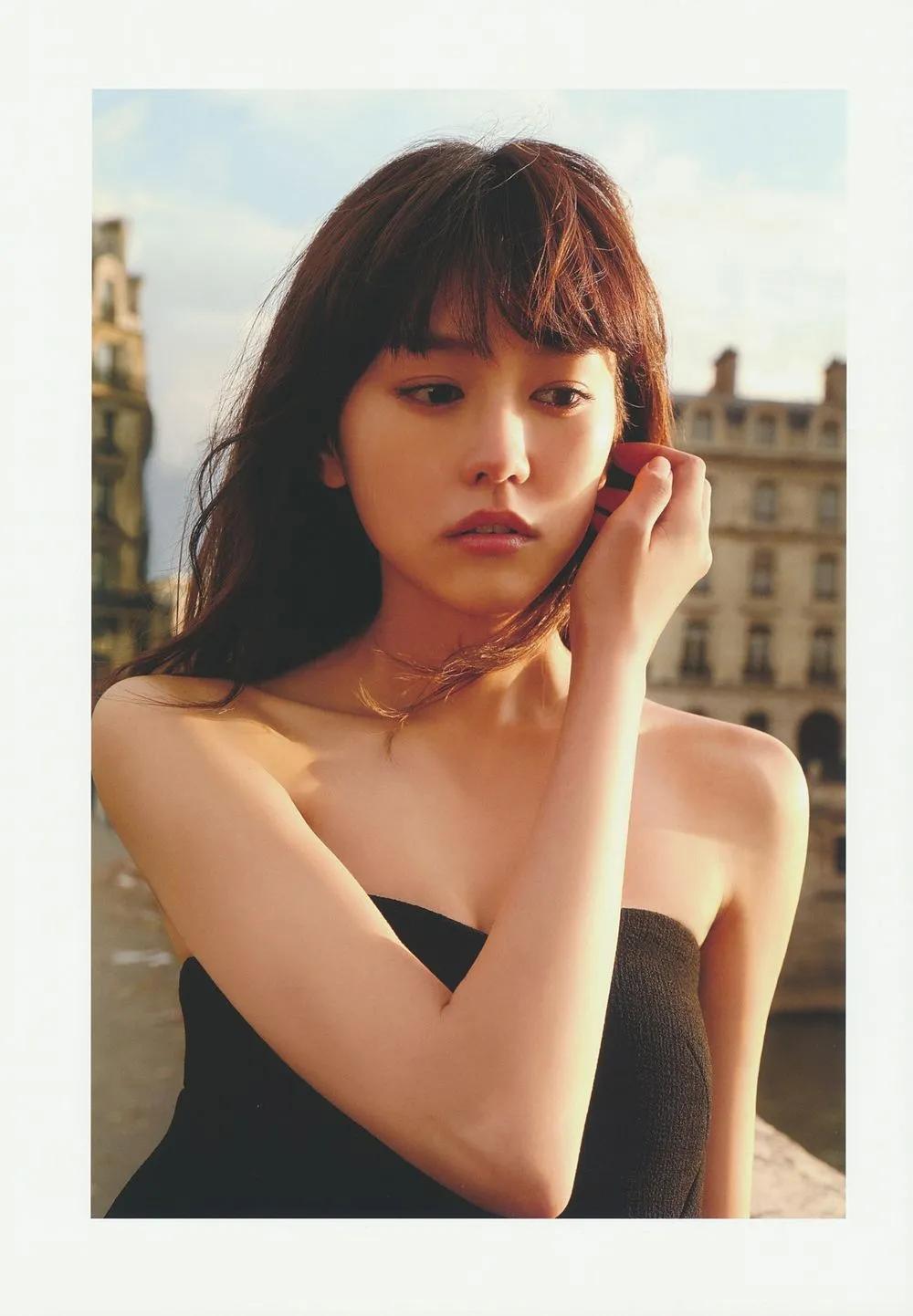 日本女星桐谷美玲新封面清新可爱!清纯靓丽美得让人窒息