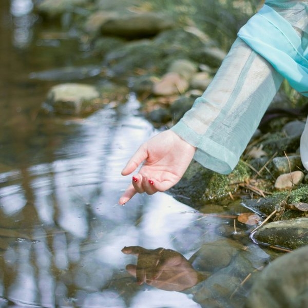 挤地铁被别人做了软柿子的感受 回家后我哭了一夜